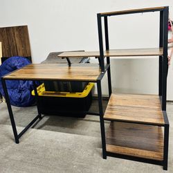 Desk with Shelves – Like New! Perfect for a Home Office