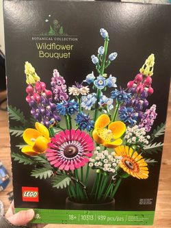 LEGO Wildflower Bouquet NEW
