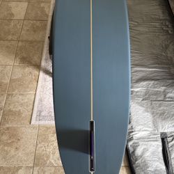 8’6” Surfboard Longboard