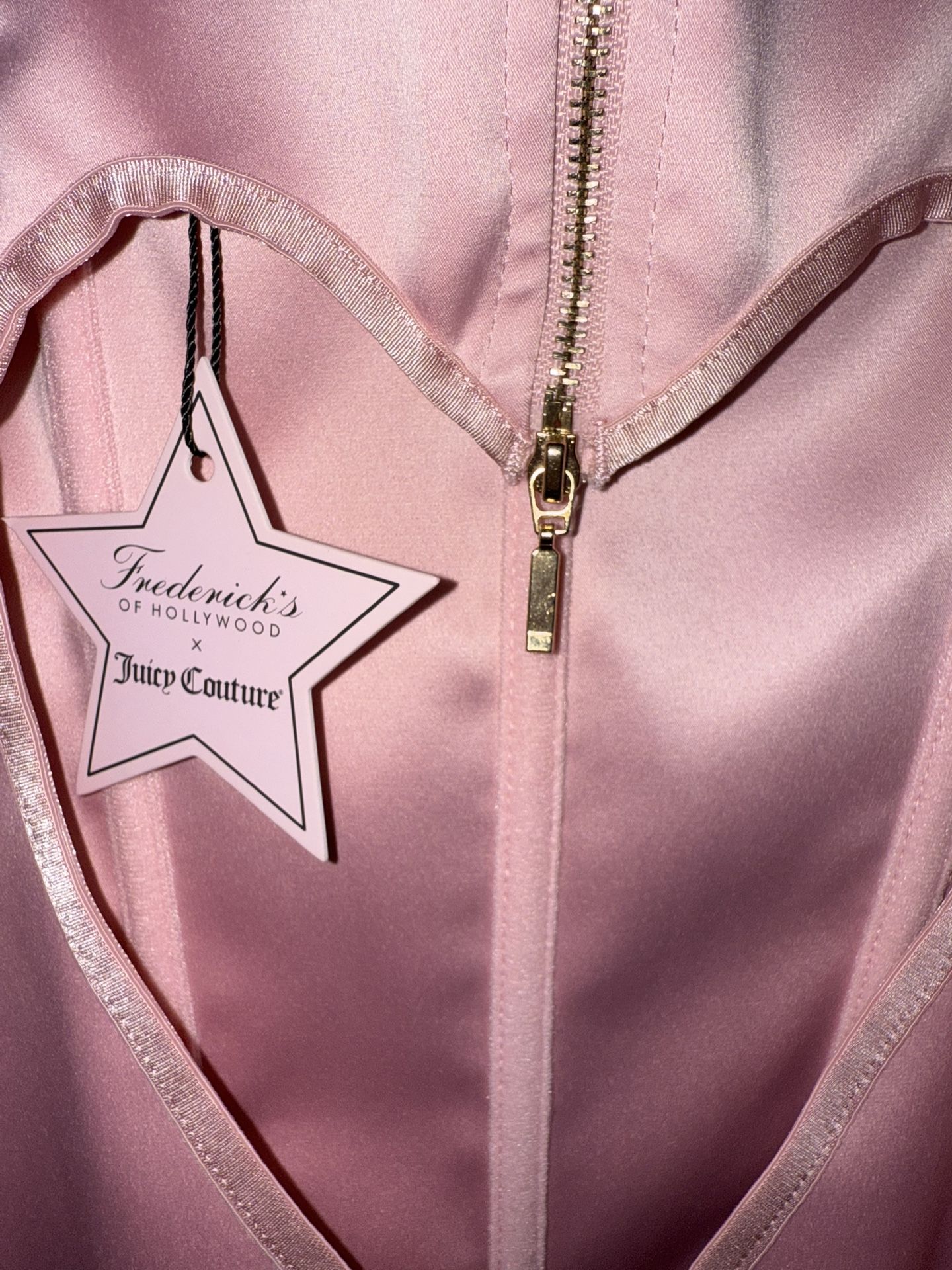 Frederick's of Hollywood Juicy Couture Pink Satin Rhinestone Zippered Heart XXL