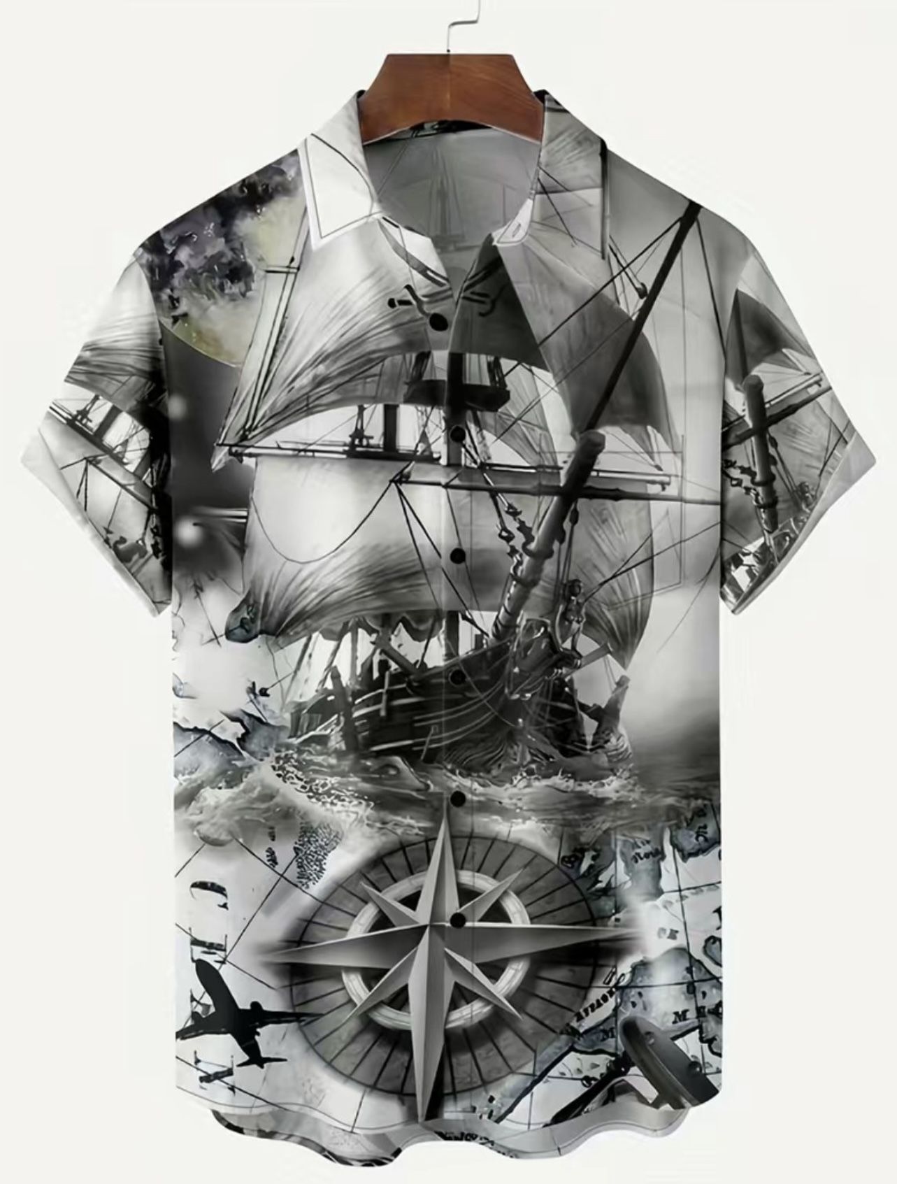 New! Black White & Grey Sailboat Pirate Compass Map Shirt Size M