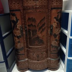Antique Chinese Cabinet 