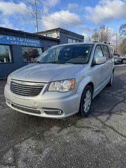 2012 Chrysler Town & Country