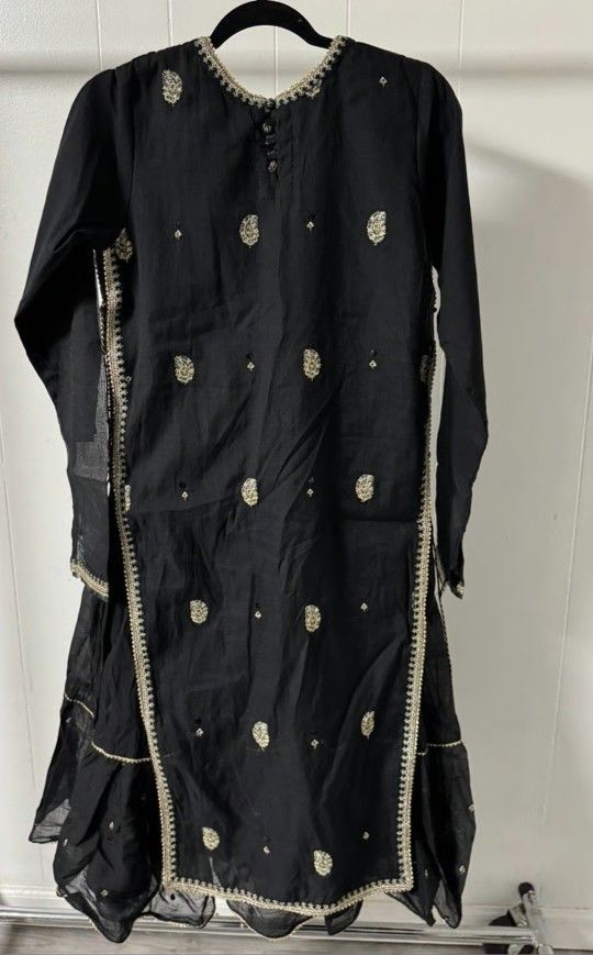 Women Cast&Crew Junaid Jamshed 2 Piece Embellished Dress