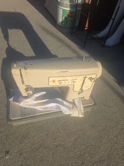 Vintage Singer Sewing Machine