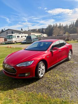 2013 Tesla Model S