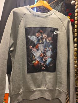 Nike crew neck