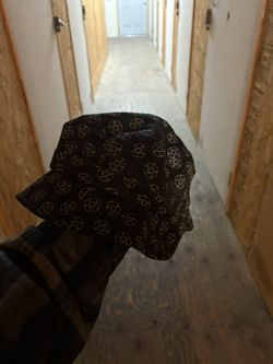 Bucket Hat