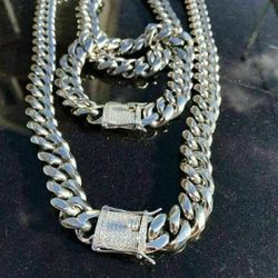 White Gold Cuban Link Set 14k Gold Plated Doesn't Loses Color 