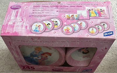 Vintage Dixie Disney Princess Tableware Party Pack - Partial Set (216 Pieces)