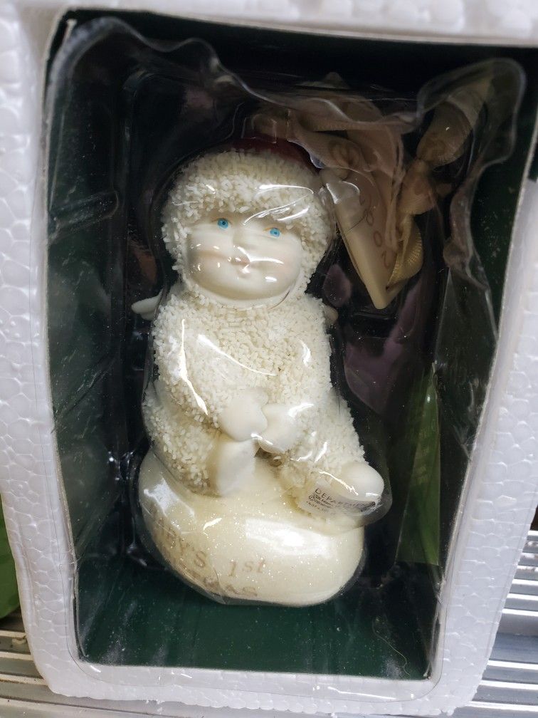 Snowbabies Figurine