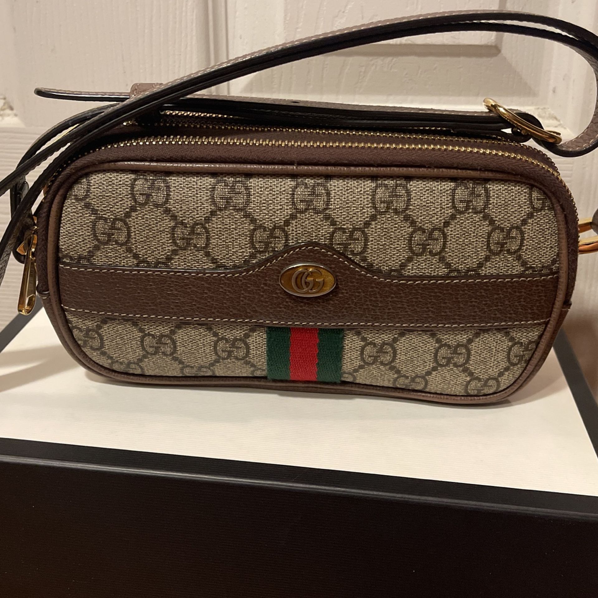 Gucci Ophidia 3 Zip Compartment