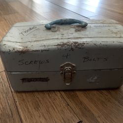 Union tool, chest, or tacklebox made in USA has a dent left front top   metal