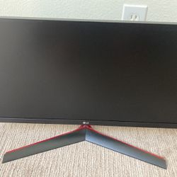 New LG 29 Inch UltraWide FHD HDR FreeSync Monitor with USB Type-C