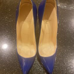 Christian Louboutin Pump