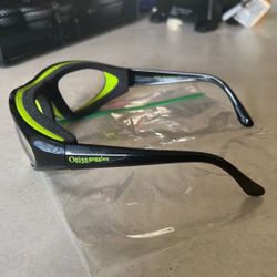 Onion goggles 