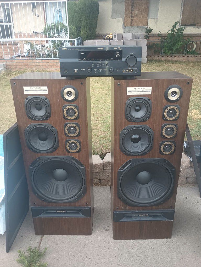 RARE Kenwood HOUSE SPEAKERS  WITH Yamaha receiver.  