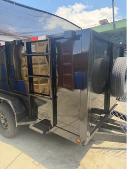 Smooth dump trailers