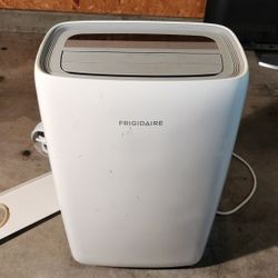 AC Unit Portable On Wheels