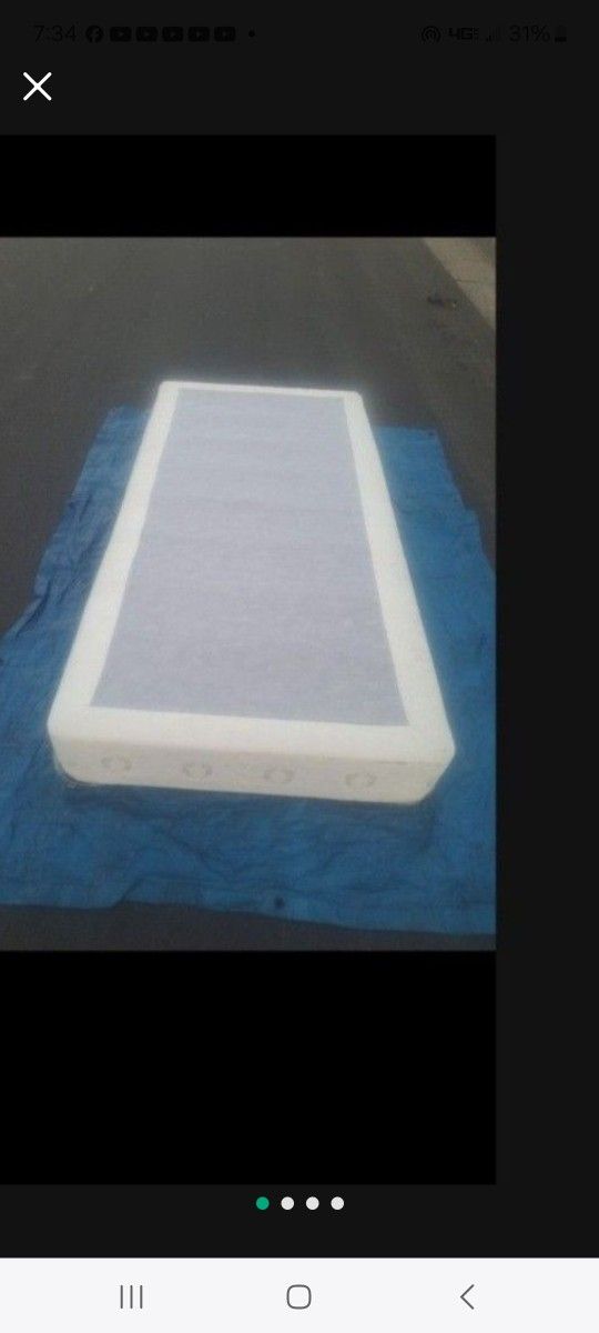 HEAVY DUTY WHITE TWIN BOX SPRING