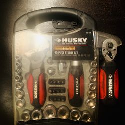 Husky Small Tool Set