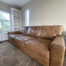 Spagnesi leather couch 