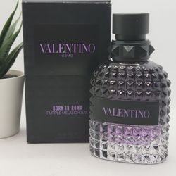 Valentino 

Uomo Born in Roma Purple 

1.7 fl 