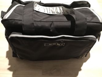 New JUJUBE weekender diaper bag