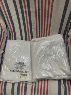 White Tablecloth 120 Inch Round Polyester