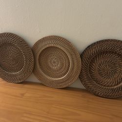 Set of 3 decorative wall chargers