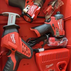 New Genuine Milwaukee M12 Tool With Batteries And Charger 