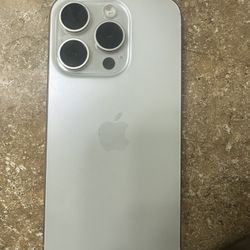 I phone 15 Pro 256gb Unlocked 