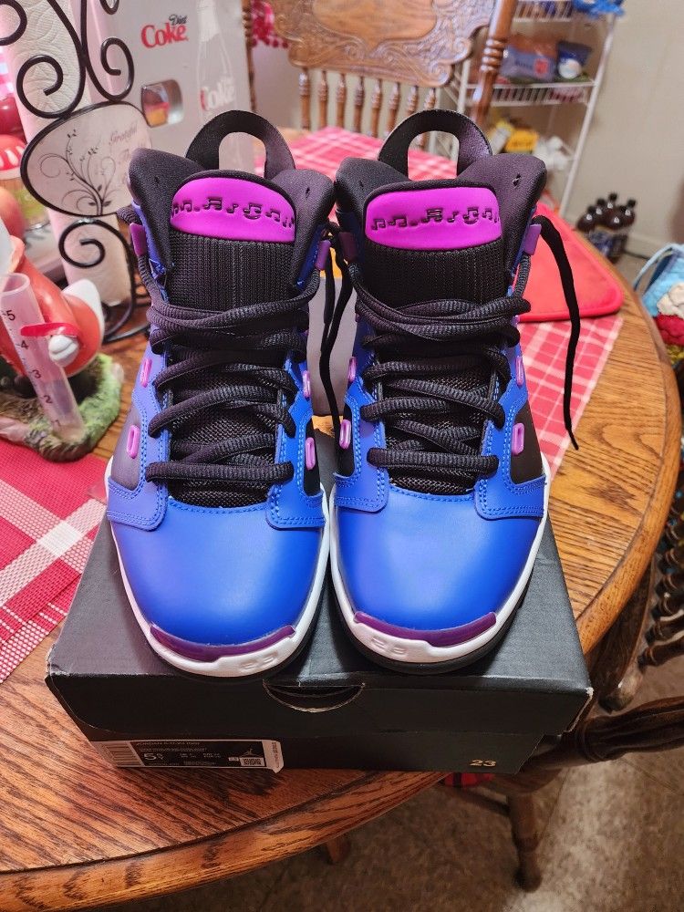 Jordan 6-17-23 (GS) Size 5/5Y