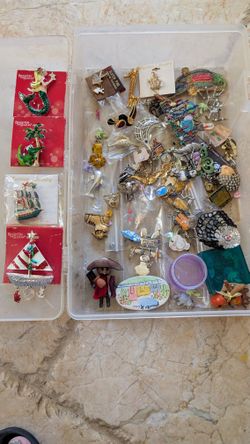 Super special assorted holiday pins, nautical pins, animal pins, state pins