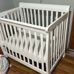 Baby Crib 