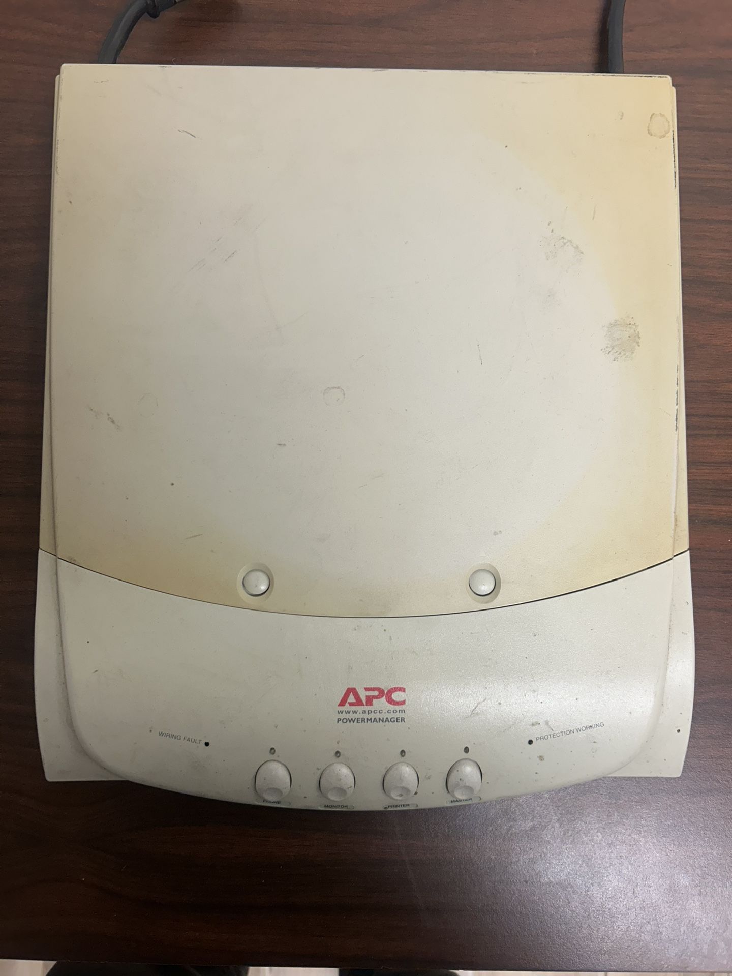 APC PowerManager Surge Protector / Power Distribution Unit
