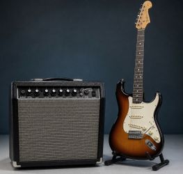 AMP Frontman 15. ( Fender)
