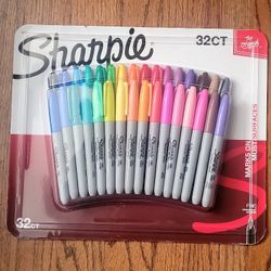 Brand New 32 Pack Sharpie Pens