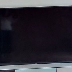 VIZIO 70" 4K UHD TV