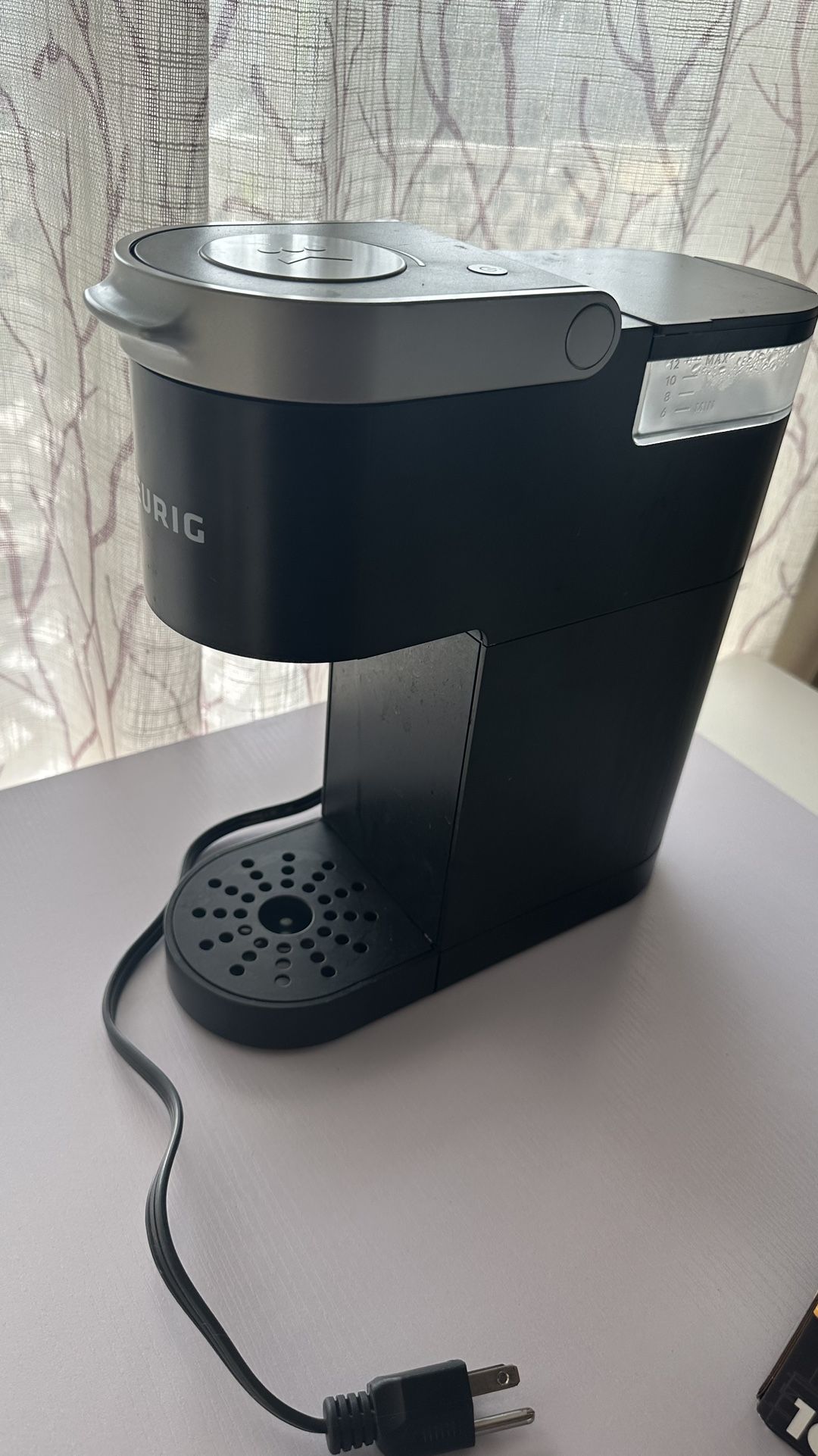 Keurig Mini + 70 Pods + 3 Rinse Pods