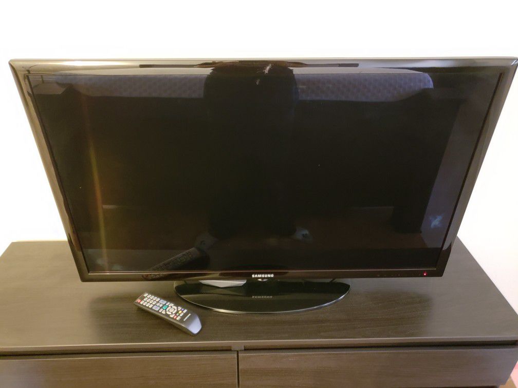 Samsung TV 40'