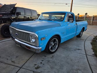 1972 chevy c10 original  short bed runs excellent
