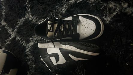 Panda dunks