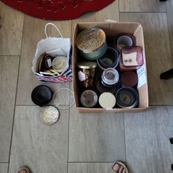 FREE CANDLE JARS AND LIDS