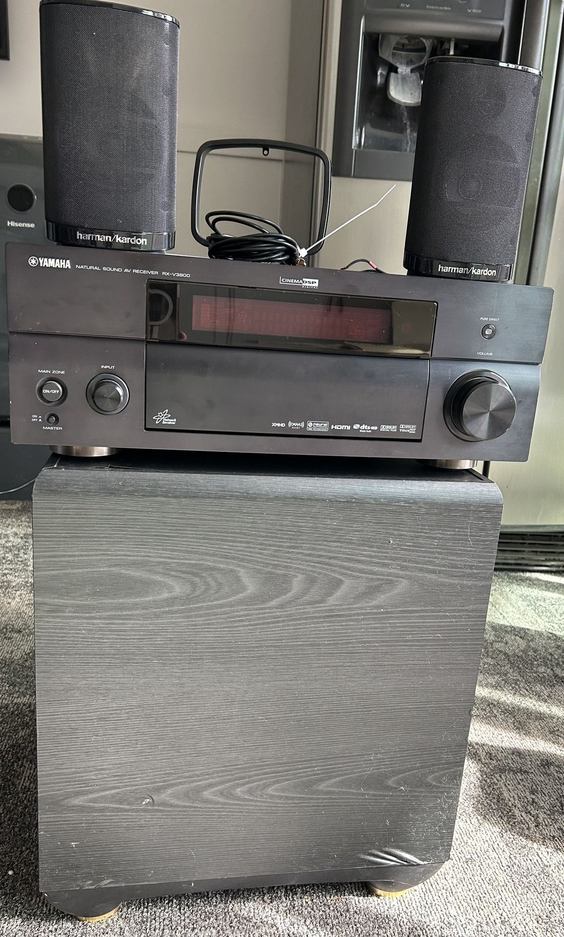 Yamaha Stereo System With Harmon-Kardon Speakers And Sub