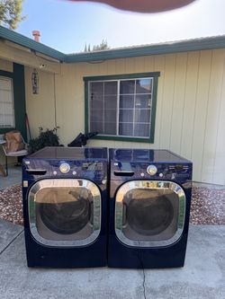 LG Front-Load Washer and Gas Dryer Set