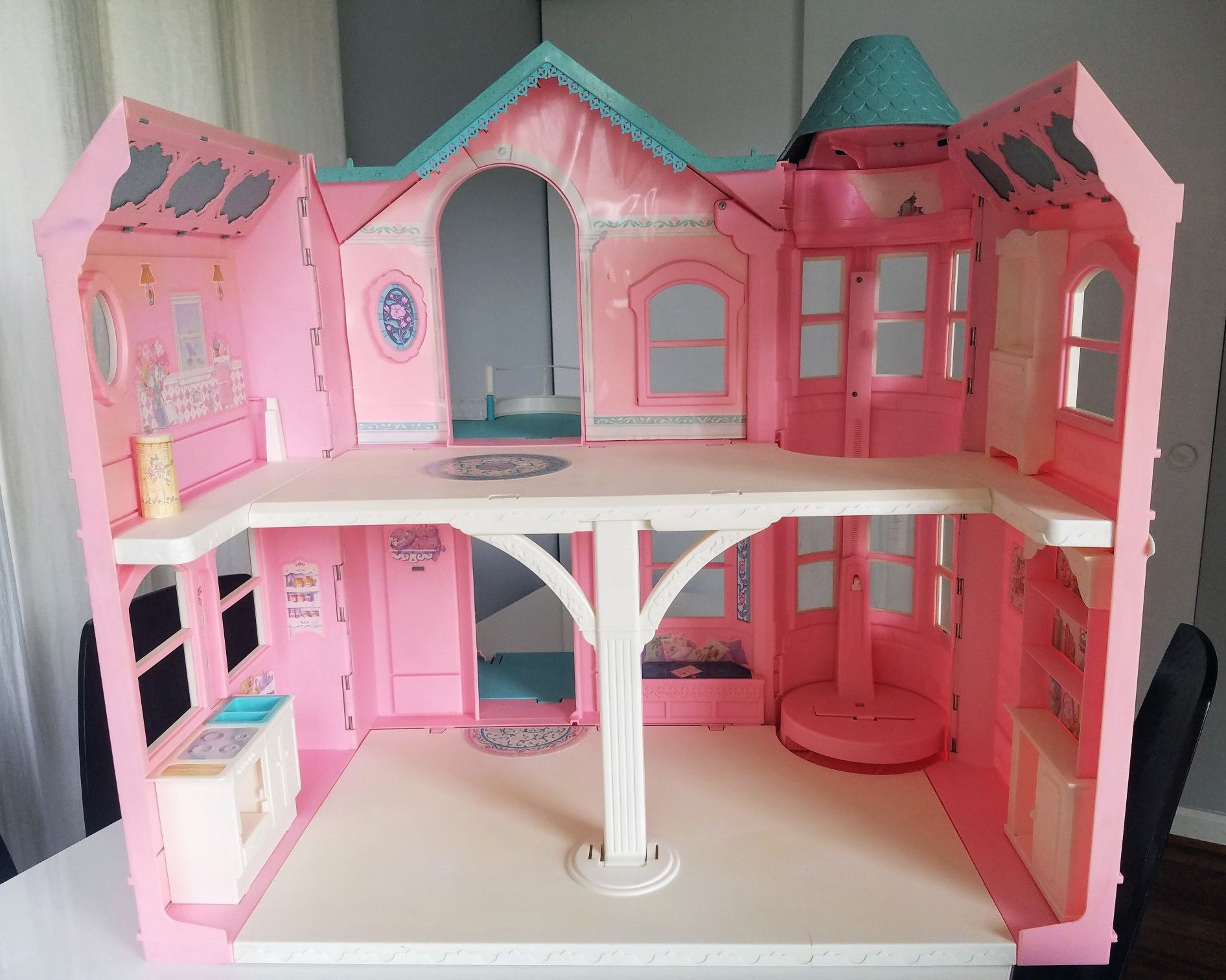 Retro 1995 Barbie Victorian Dream House WORKING ELEVATOR for Sale in St. Louis MO OfferUp
