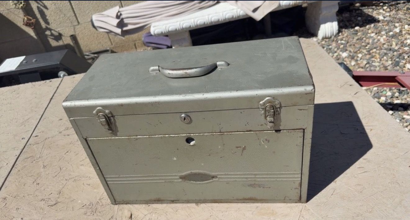 Vintage Craftsman 7 Drawer Machinist Tool Chest Tool Box