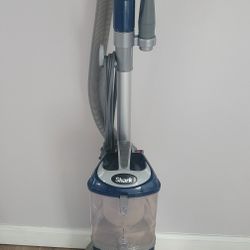 Shark Navigator Lift Away 