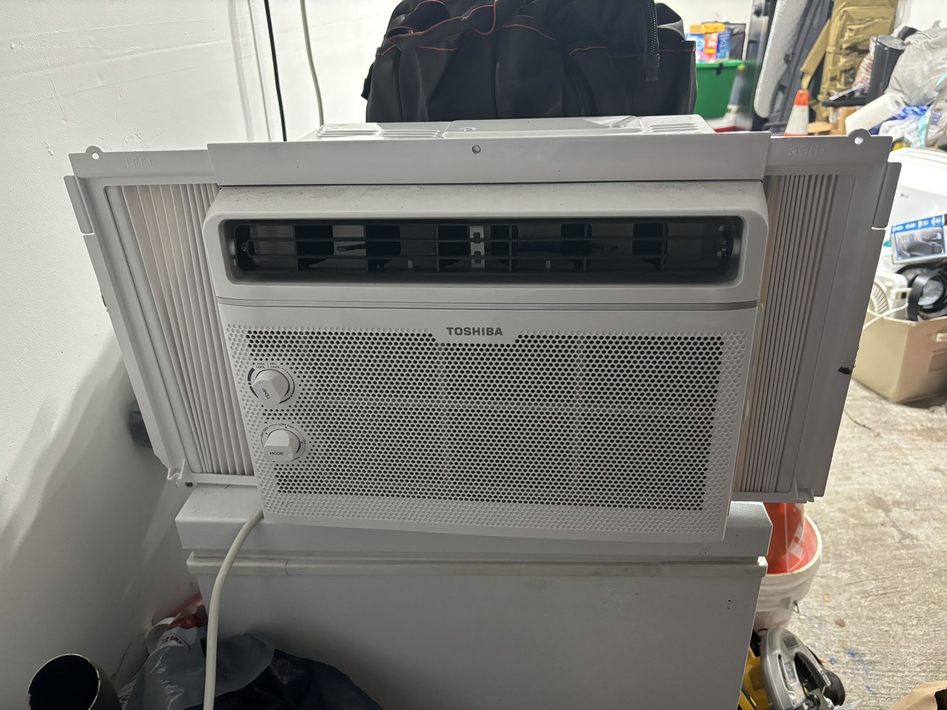 Window Air Conditioner 